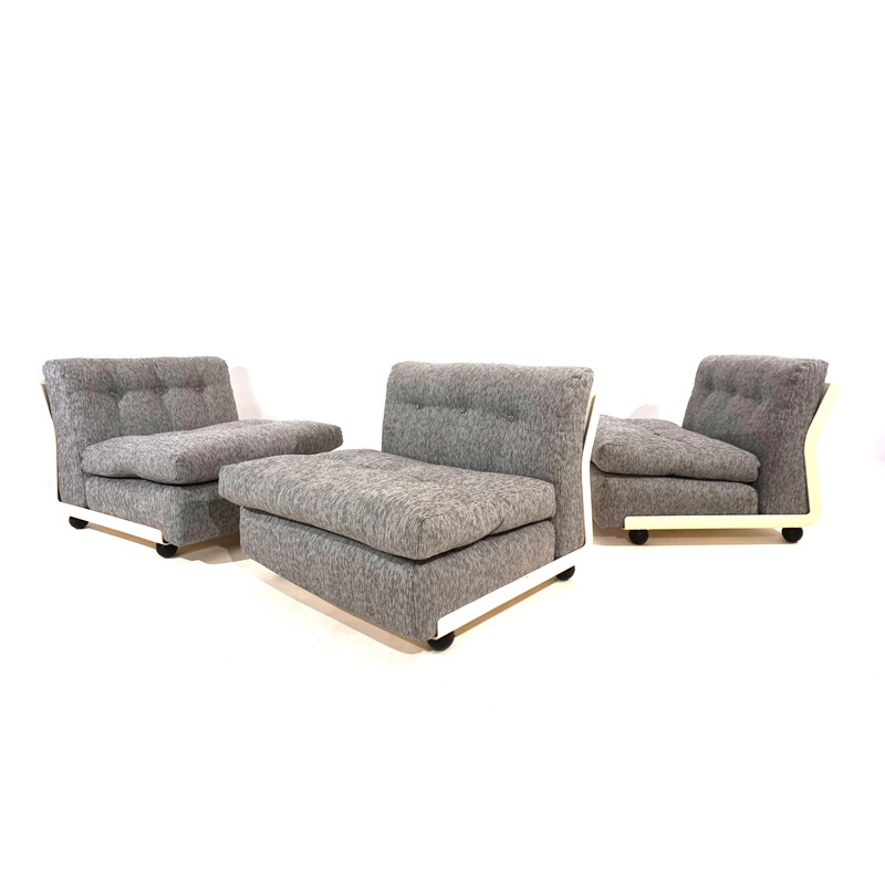 Set of 3 vintage Amanta armchairs in fiberglass and Boucle fabric by Mario Bellini for C et B Italia, Italy 1963