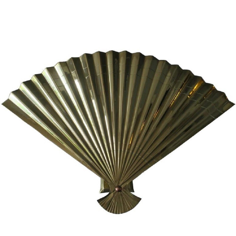 Golden brass fan-shaped wall lamp - 1970s