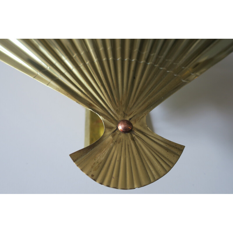 Golden brass fan-shaped wall lamp - 1970s