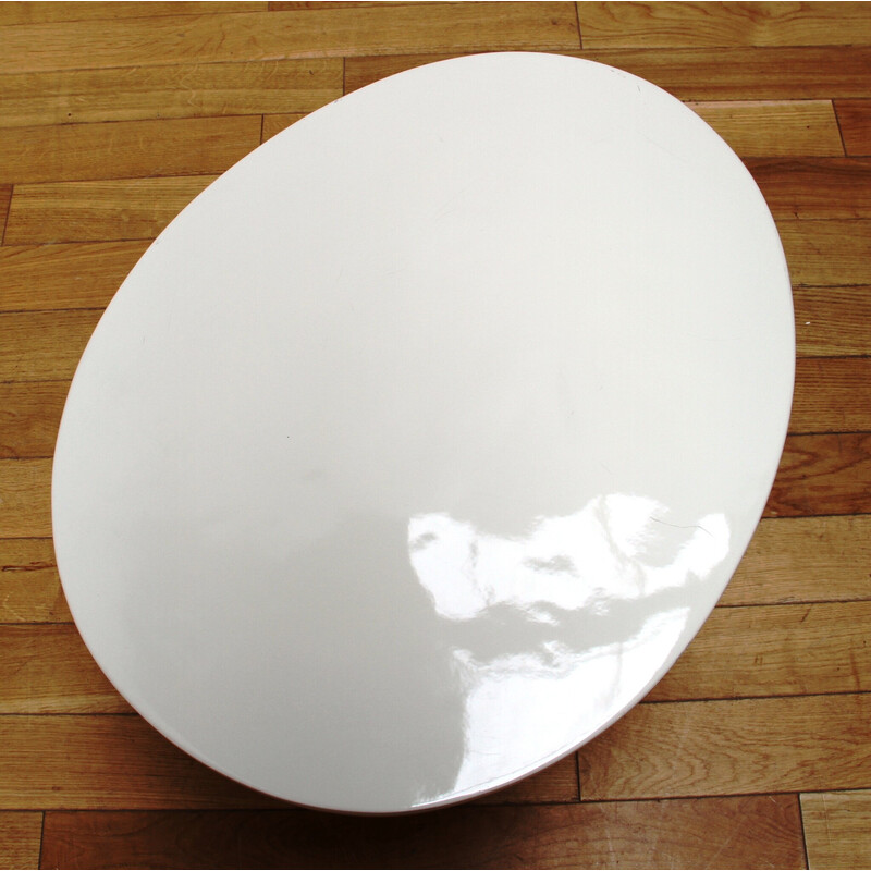 Mesa de apoio vintage em fibra de vidro tingida de branco