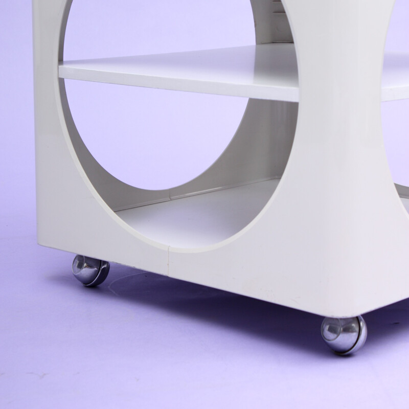 White cubical coffee table in plastics - 1970s