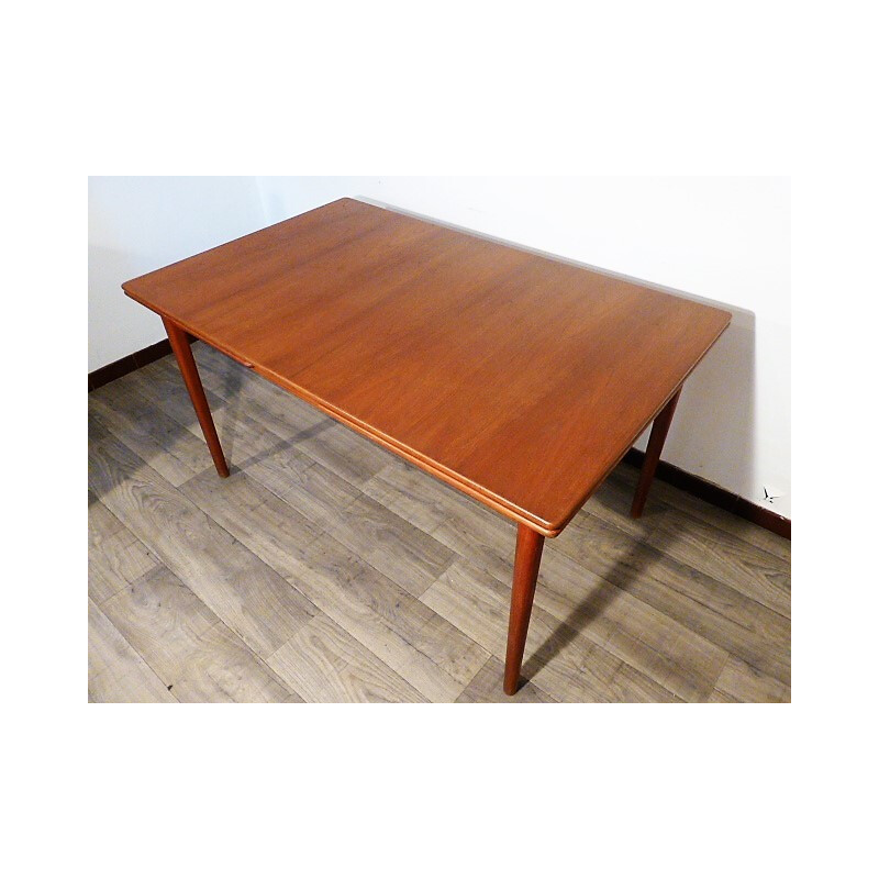 Scandinavian "Bjarni" dining table by Nils Johnsson for Troeds - 1960s