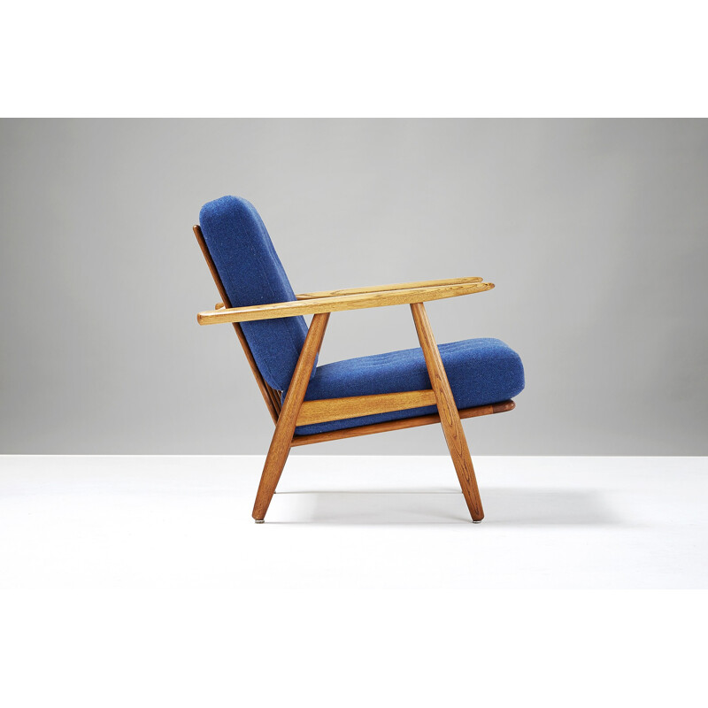 GE-240 Cigar Chair by Hans Wegner - 1950s