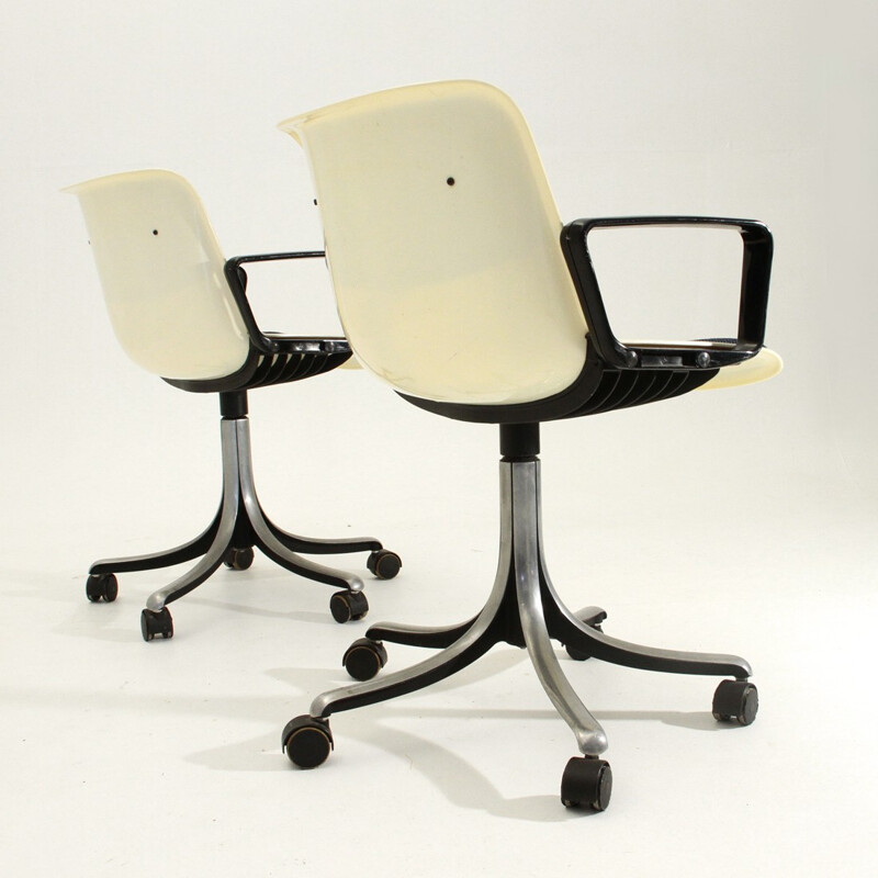 Pair of Modus office chairs by Centro Progetti Tecno for Tecno - 1970s