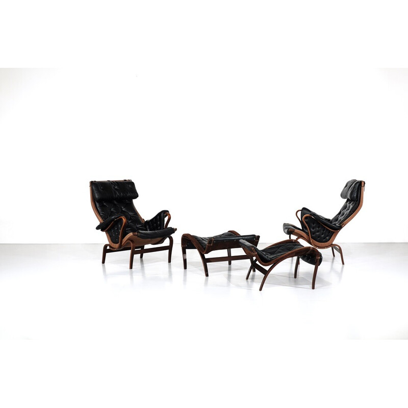 Vintage-Sesselpaar "Pernilla 69" aus Holz und schwarzem Leder von Bruno Mathsson für Dux, Schweden 1969
