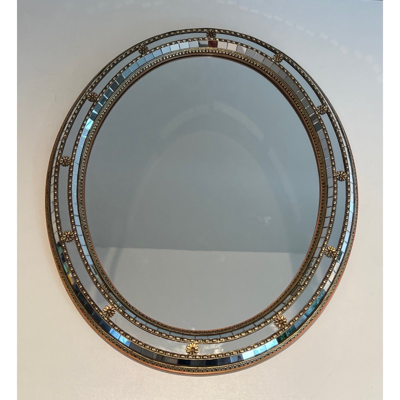 Espelho oval vintage com espelhos multifacetados e grinaldas de latão, França 1970