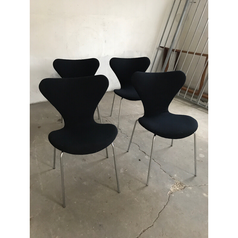 Set of 4 chairs series 7 by Anne Jacobsen - 1970s