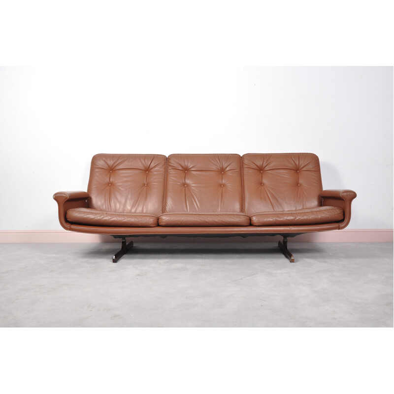 3 seaters leather sofa with shaker rosewood legs - 1960s
