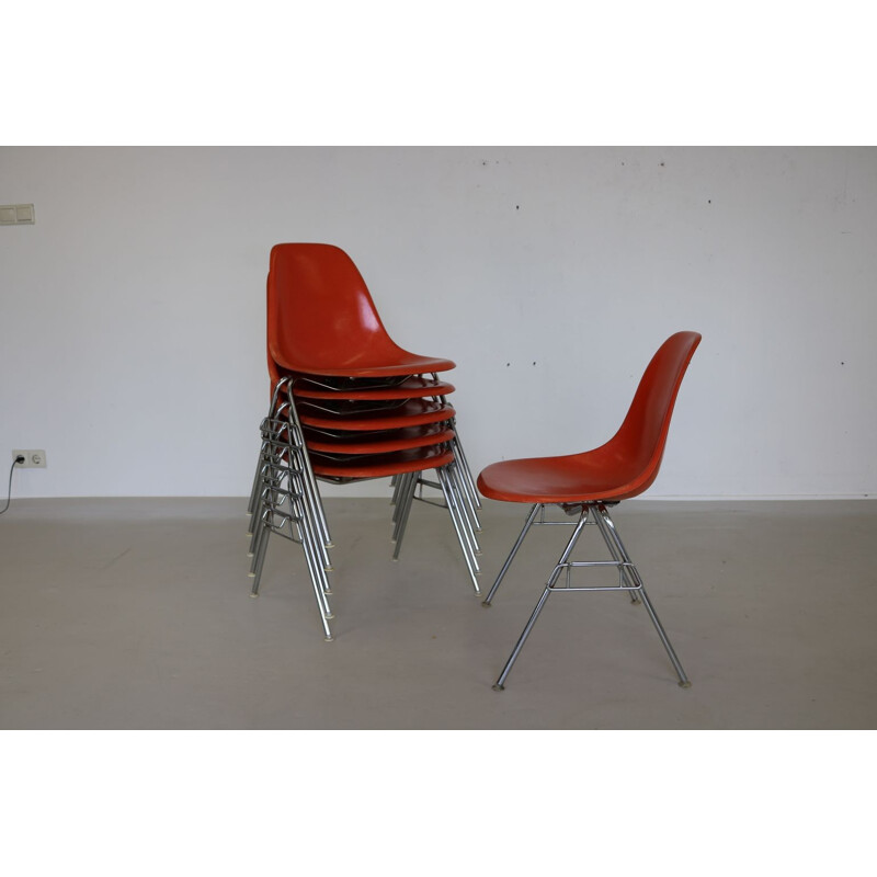 Set of 6 fiberglass shell chairs by Charles and Ray Eames for  Herman Miller - 1960s 