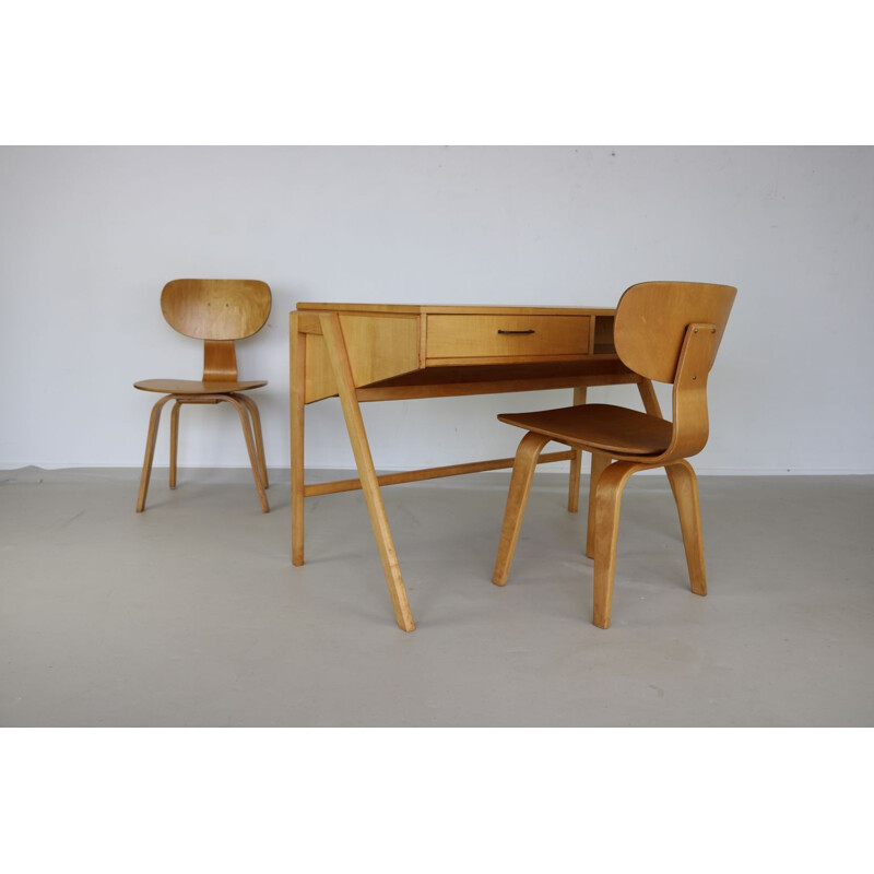 Desk in birchwood by P. Van der Klugt Coen de Vries for Everest - 1950s