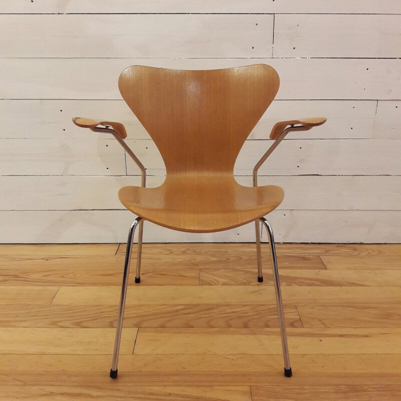 Set of 8 chairs by Arne Jacobsen, model 3207 in beech for Fritz Hansen - 1990s