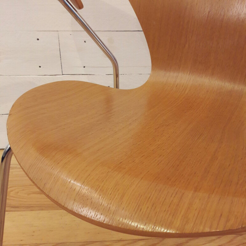 Set de 8 chaises de Arne Jacobsen, modèle 3207 en hêtre - 1990