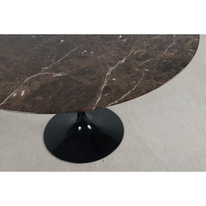 Round table Tulip in marble Emperador by Eero Saarinen, Ed Knoll - 1960s