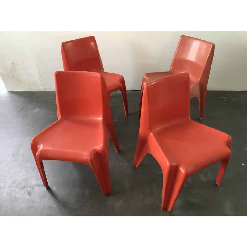 Suite de 4 chaises rouges monobloc de Batzner - 1960
