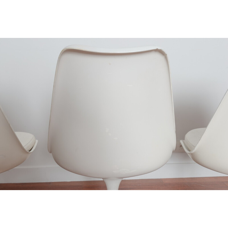 Set of 4 white tulip chairs by Eero Saarinen, Ed Knoll - 1960s