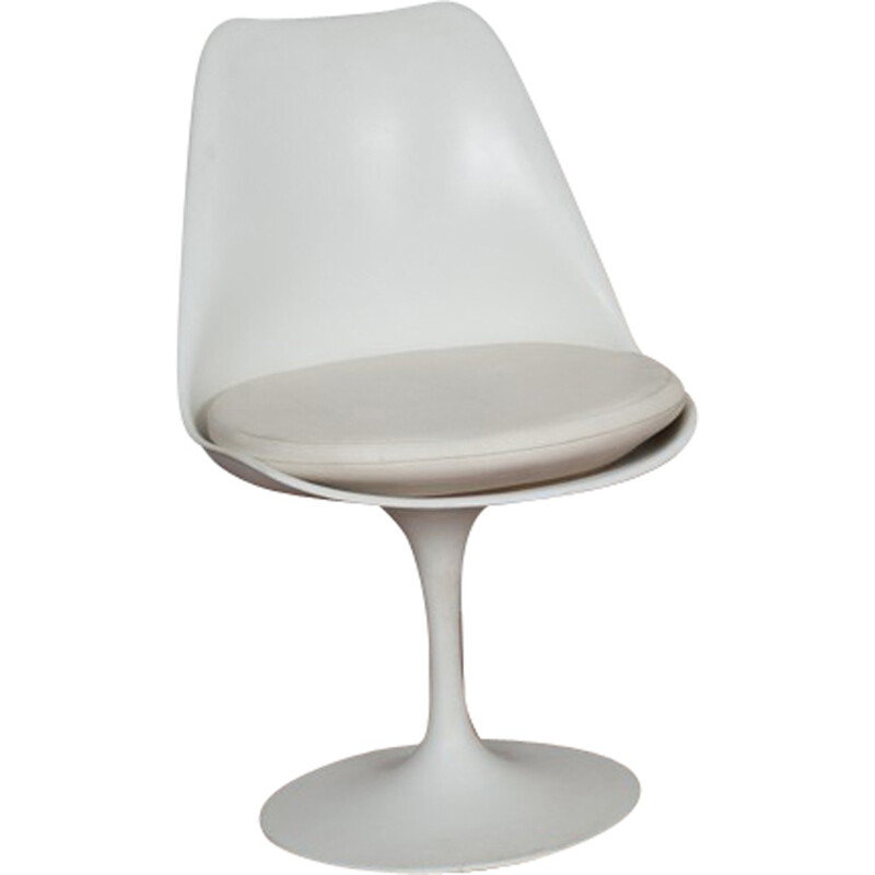 Set of 4 white tulip chairs by Eero Saarinen, Ed Knoll - 1960s