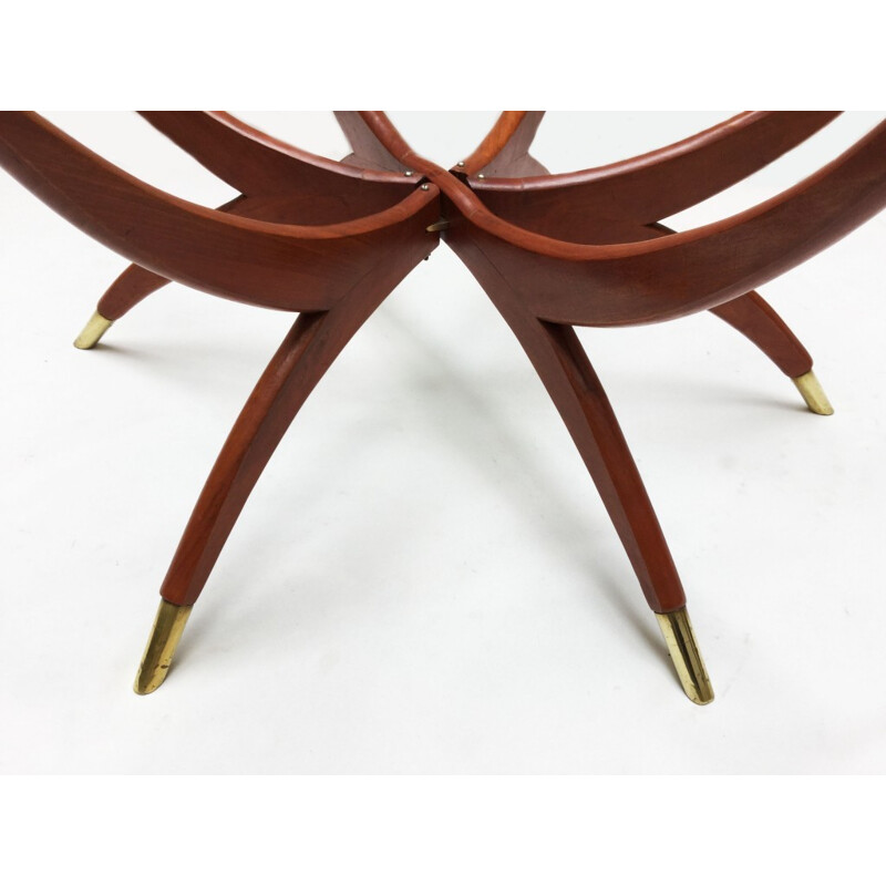 Table basse Spider marron en teck et en verre - 1960