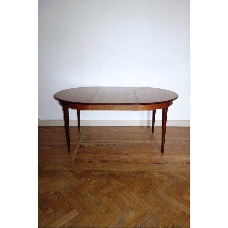 Mid century dining table in teak - 1960s