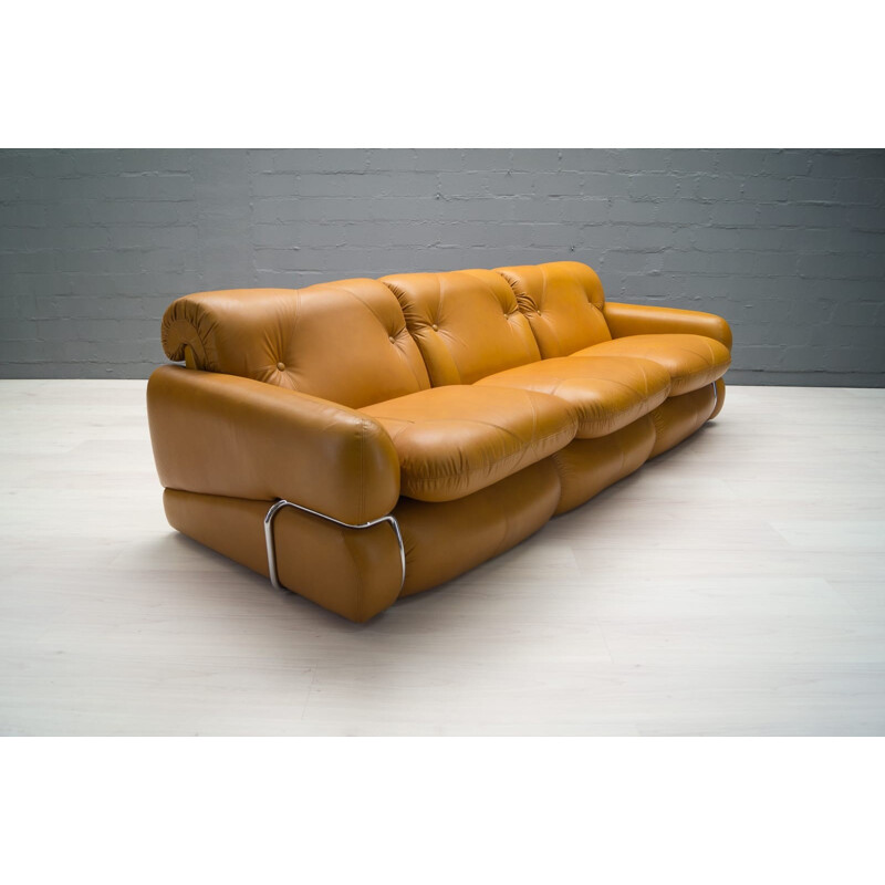 Three-seater mid century Italian leather sofa - 1960s