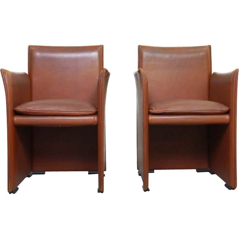 Pair of brown armchairs in leather by Mario Bellini for Cassina - 1970s