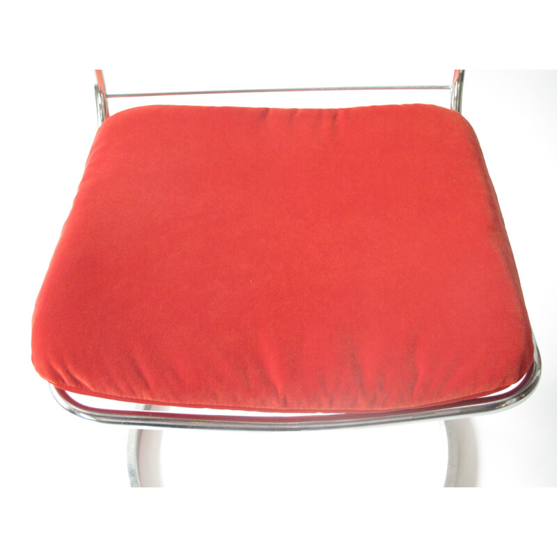 Suite de 4 chaises rouges en métal chromé et en velours - 1970