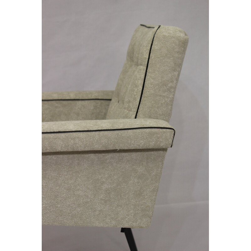 Mid century beige armchair with metal feet - 1970s