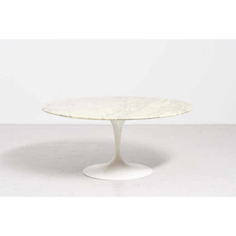 Coffee table by Eero Saarinen produced by Knoll International - 1950s