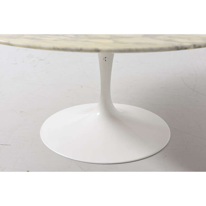 Coffee table by Eero Saarinen produced by Knoll International - 1950s