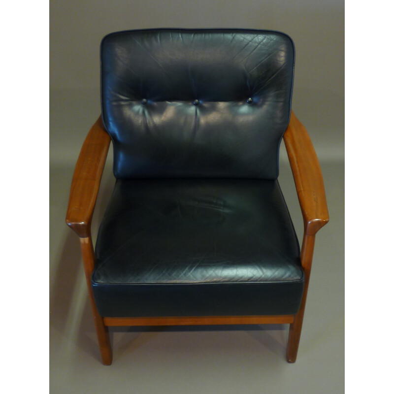 Scandinavian armchair in teak and leather - 1950s