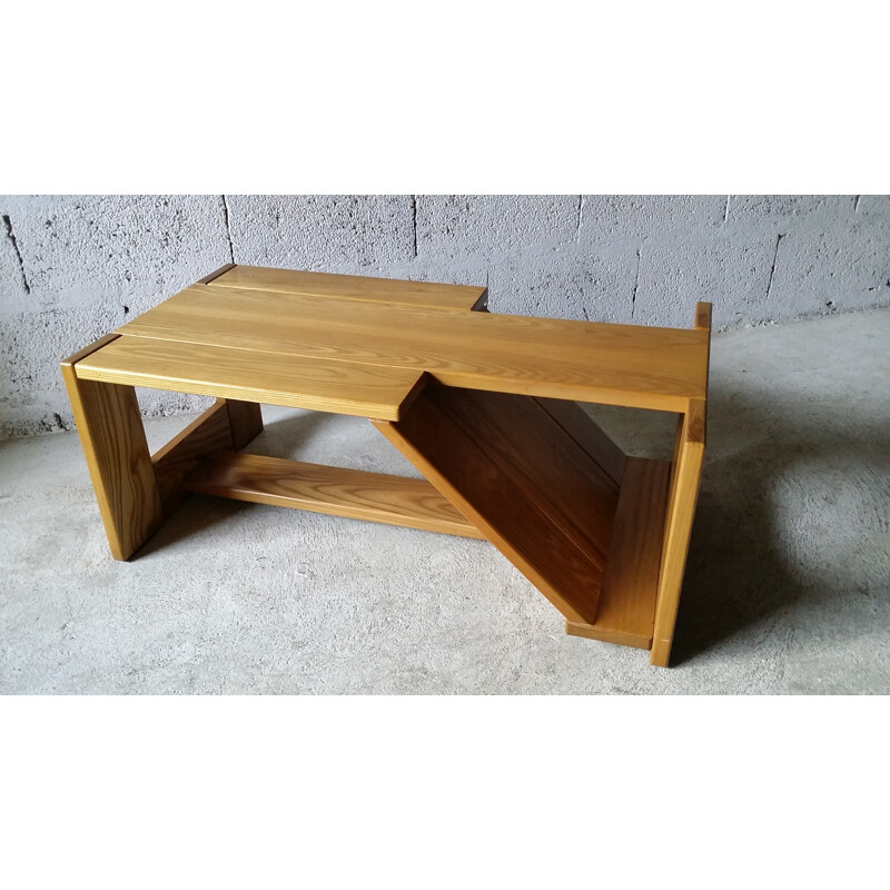 Asymetric elm coffee table by Regain - 1980s