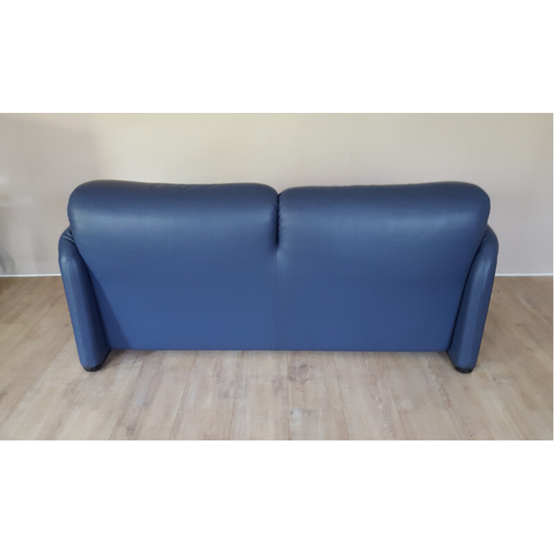 Maralunga 2-seater blue sofa in leather by Vico Magistretti for Cassina - 1970s