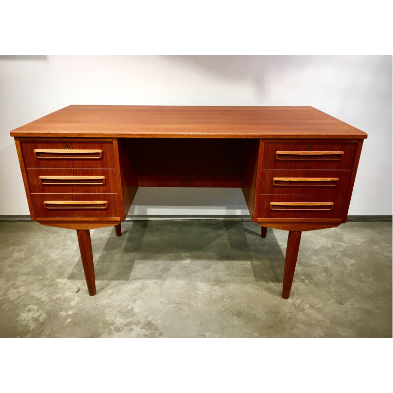 Danish teak desk with 6 drawers - 1960s