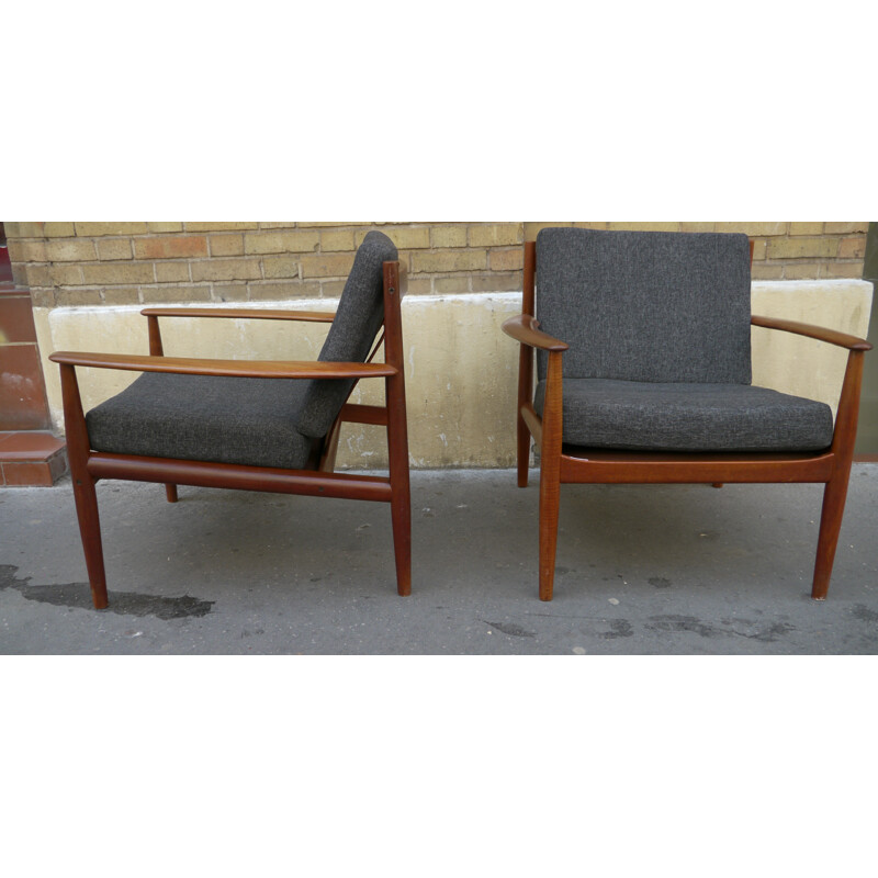Pair of grey armchairs in teak, Grete JALK - 1960s