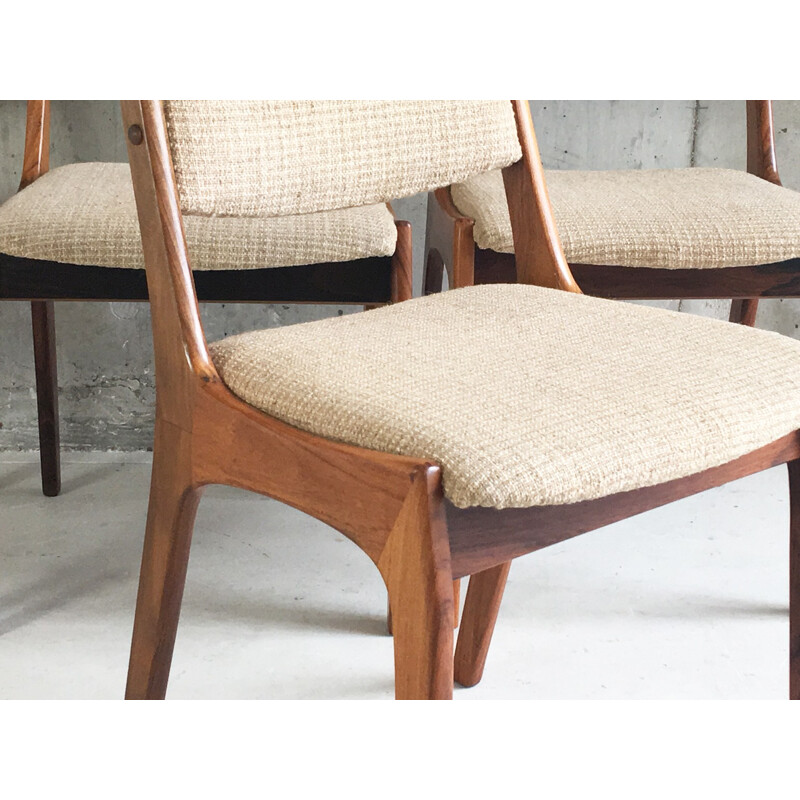 Ensemble de 4 chaises danoises en palissandre massif et tissu beige - 1960