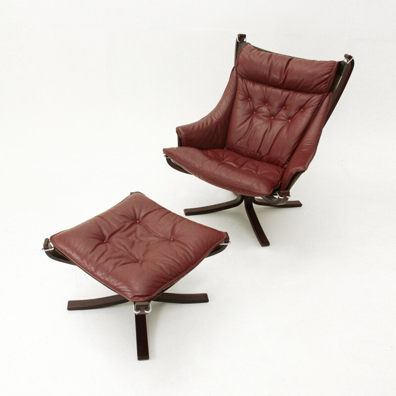 Set of a lounge easy chair and ottoman by Sigurd Ressell for Poltrona Frau - 1970s