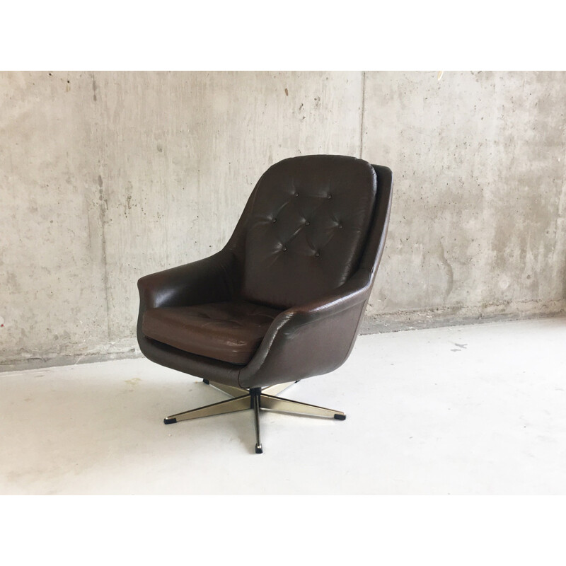 Danish mid century brown leather armchair - 1960s