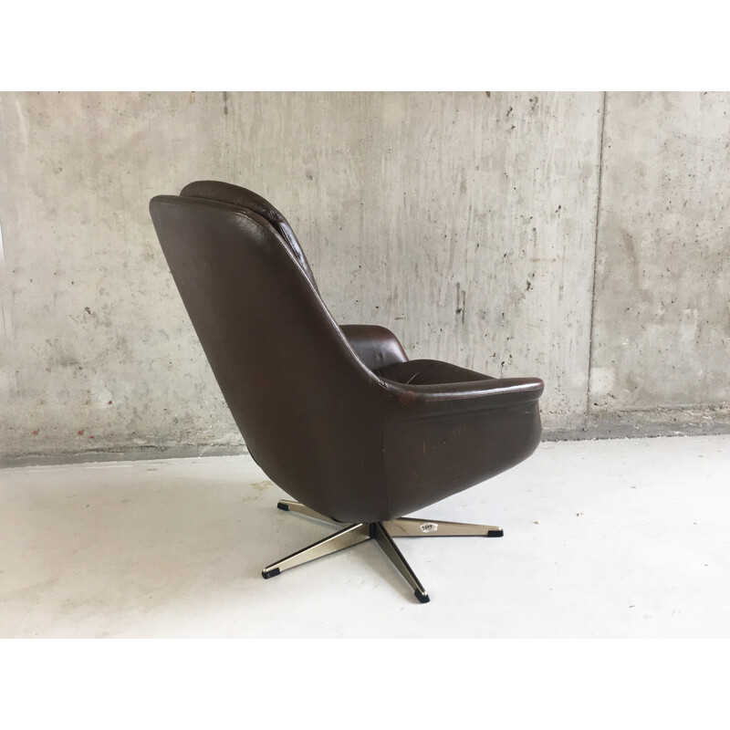 Danish mid century brown leather armchair - 1960s