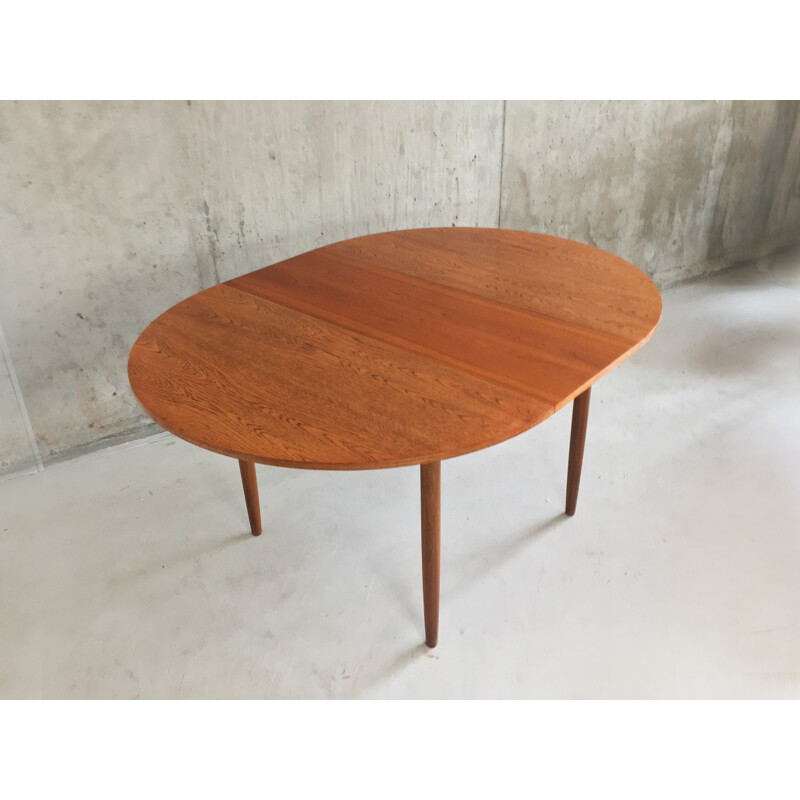 G-Plan mid century expandable teak dining table - 1960s