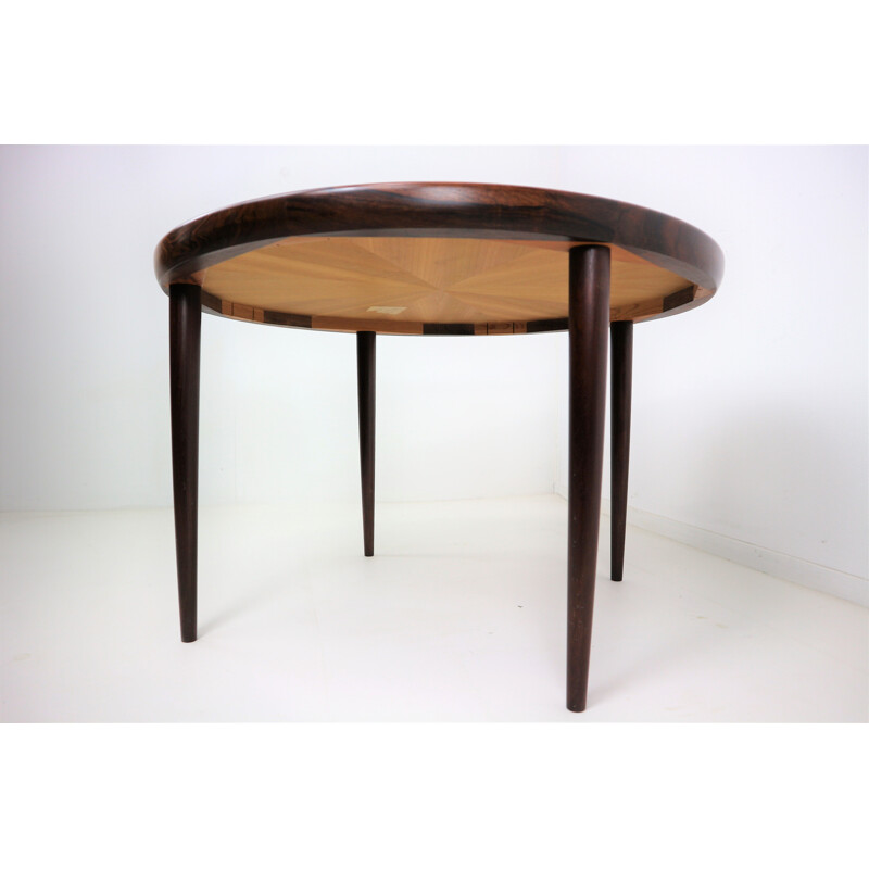 Round rosewood coffee Table for W Mobler Spottrup - 1970s