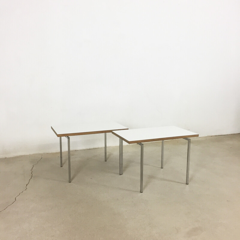 Ensemble de 2 tables empilables modernistes de Trix et Robert Haussmann - 1950