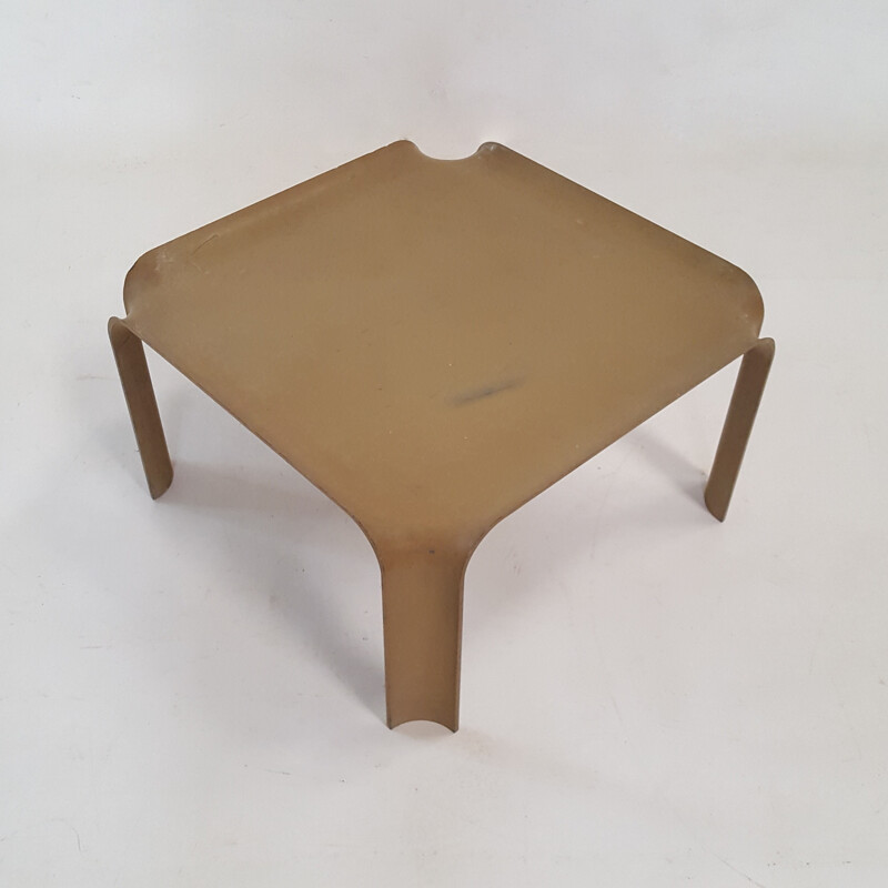 877 resin coffee table by Pierre Paulin - 1960s