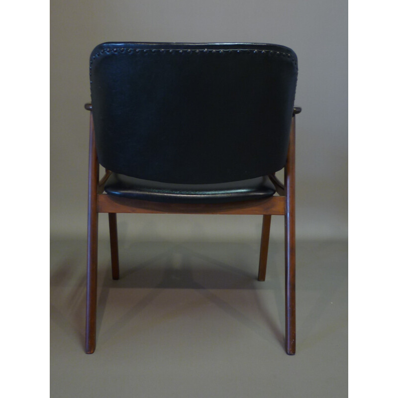 Pair of Scandinavian armchairs in black leather and teak - 1950s