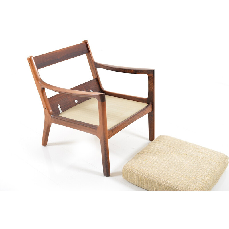 Senator easy chair in rosewood by Ole Wanscher - 1960s
