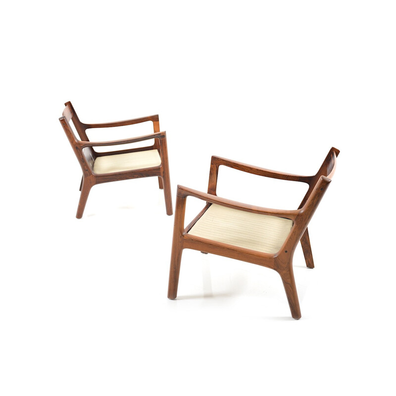 Paire de fauteuils scandinaves beiges en palissandre par Ole Wanscher - 1960