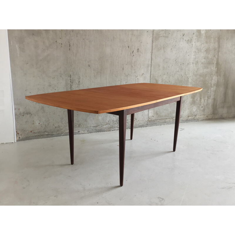 Mid century long English teak extendable table with tapered legs - 1970s