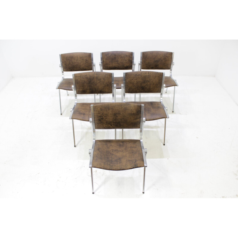 Ensemble de six chaises en aluminium produites par Vaghi - 1960