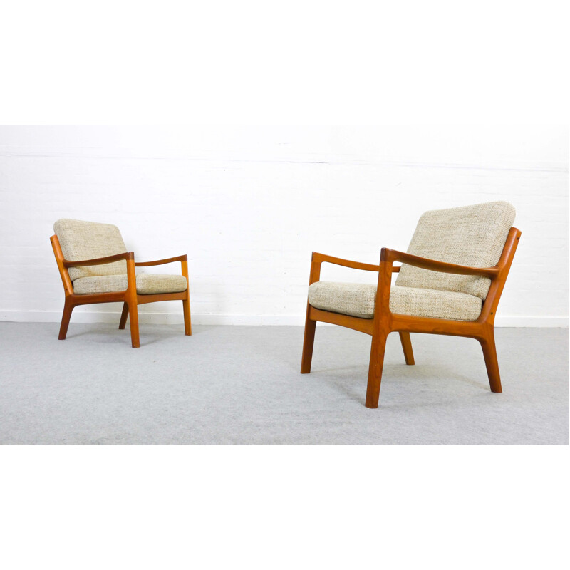Paire de fauteuils en teck par Ole Wanscher - 1960