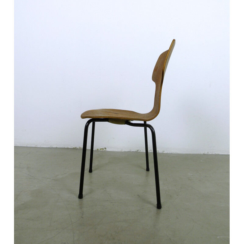 Brown chair for children by Arne Jacobsen for Fritz Hansen - 1960s