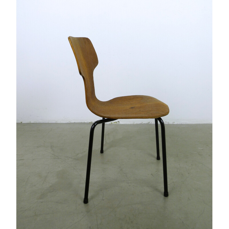 Brown chair for children by Arne Jacobsen for Fritz Hansen - 1960s