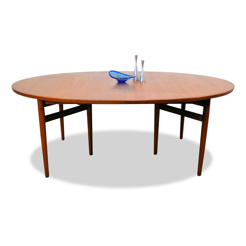 Table de salle à repas en teck, modèle 212 d'Arne Vodder - 1960